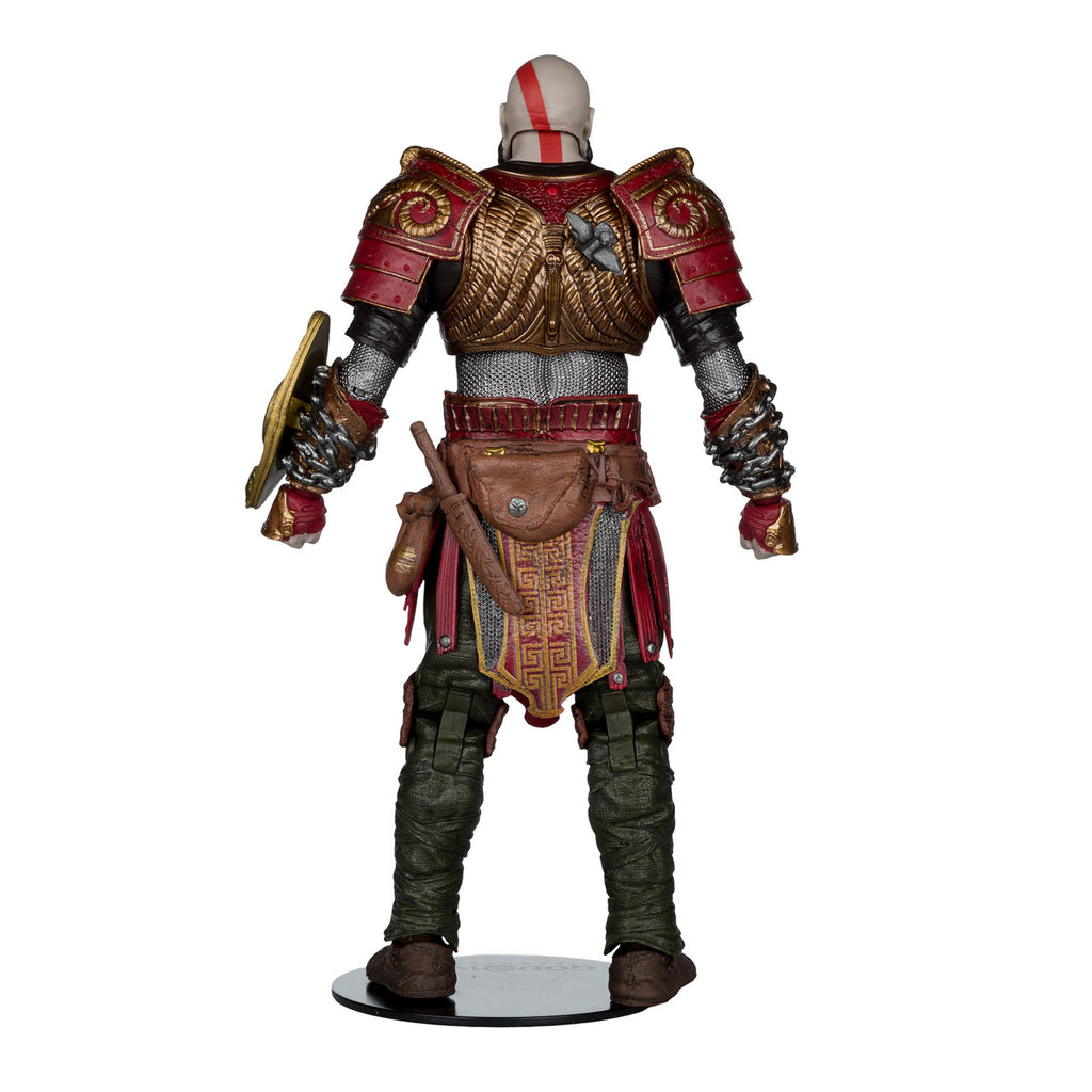 Detalle del rostro barbado de Kratos con la marca roja, y del blindaje de hombro