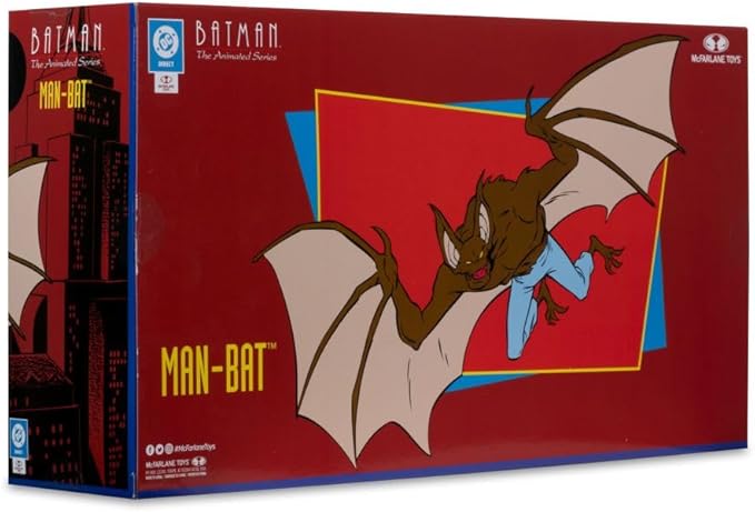 Reverso de la caja de Man-Bat con la ilustración del personaje en vuelo sobre Ciudad Gótica