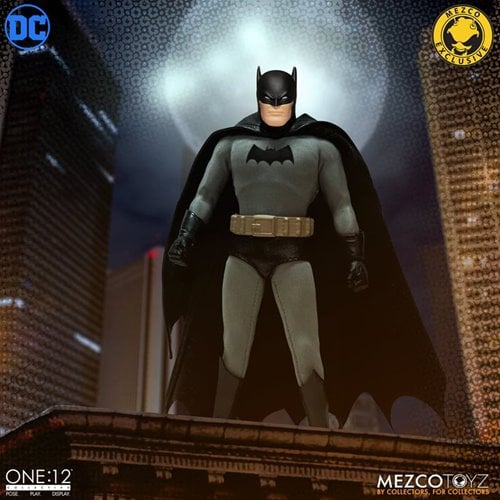 Mezco Toyz One 12 Collective Batman Golden Age