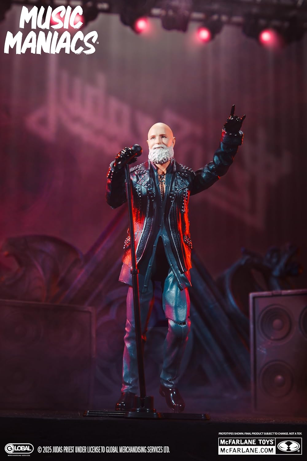 Detalle del rostro esculpido de Rob Halford, con la barba blanca