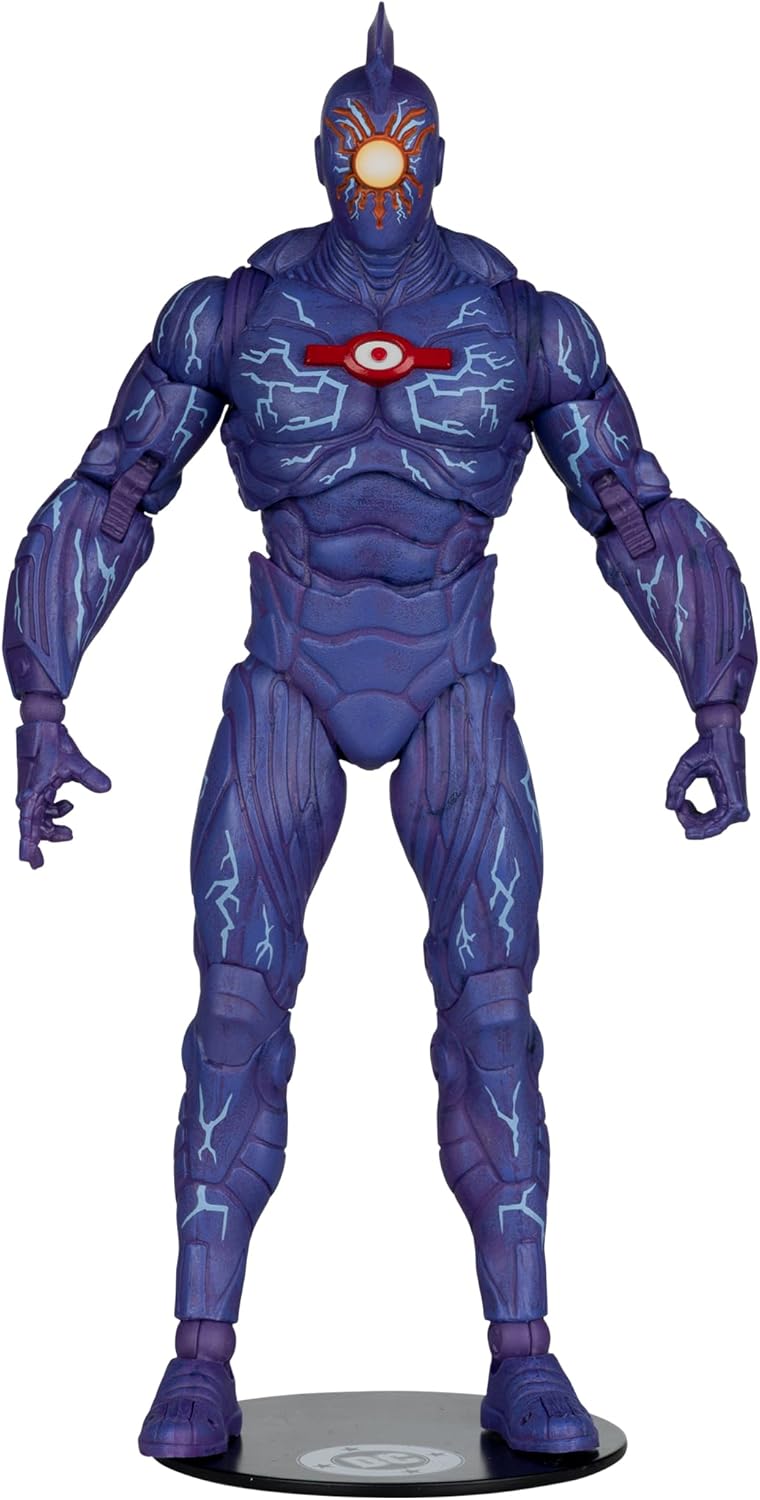 O.M.A.C. de cuerpo completo, de frente, sobre su base