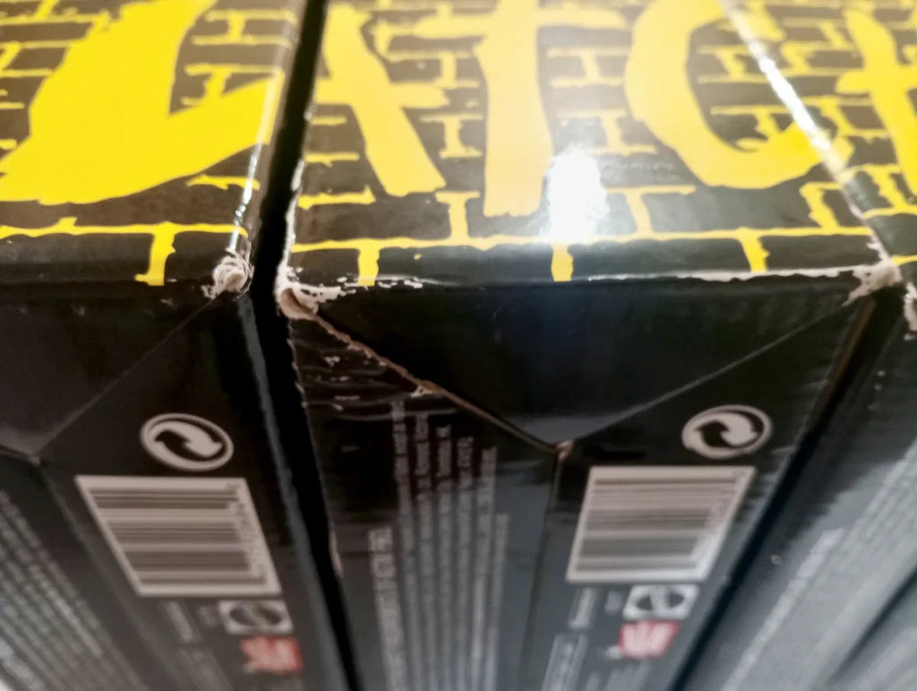 Mattel Adult Collector Watchmen Comic Bundle pack de 3 figuras: El Comediante, Buho Nocturno II y Espectro de Seda II (Cajas con detalle y figuras usadas)