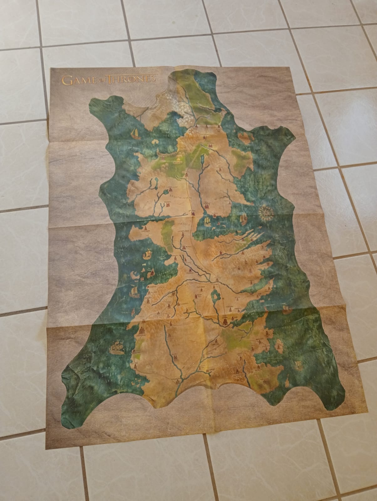 Dark Horse Deluxe Game of Thrones Mapa con Marcadores de Madera con Motivos de Las Casas (Caja con Detalles)