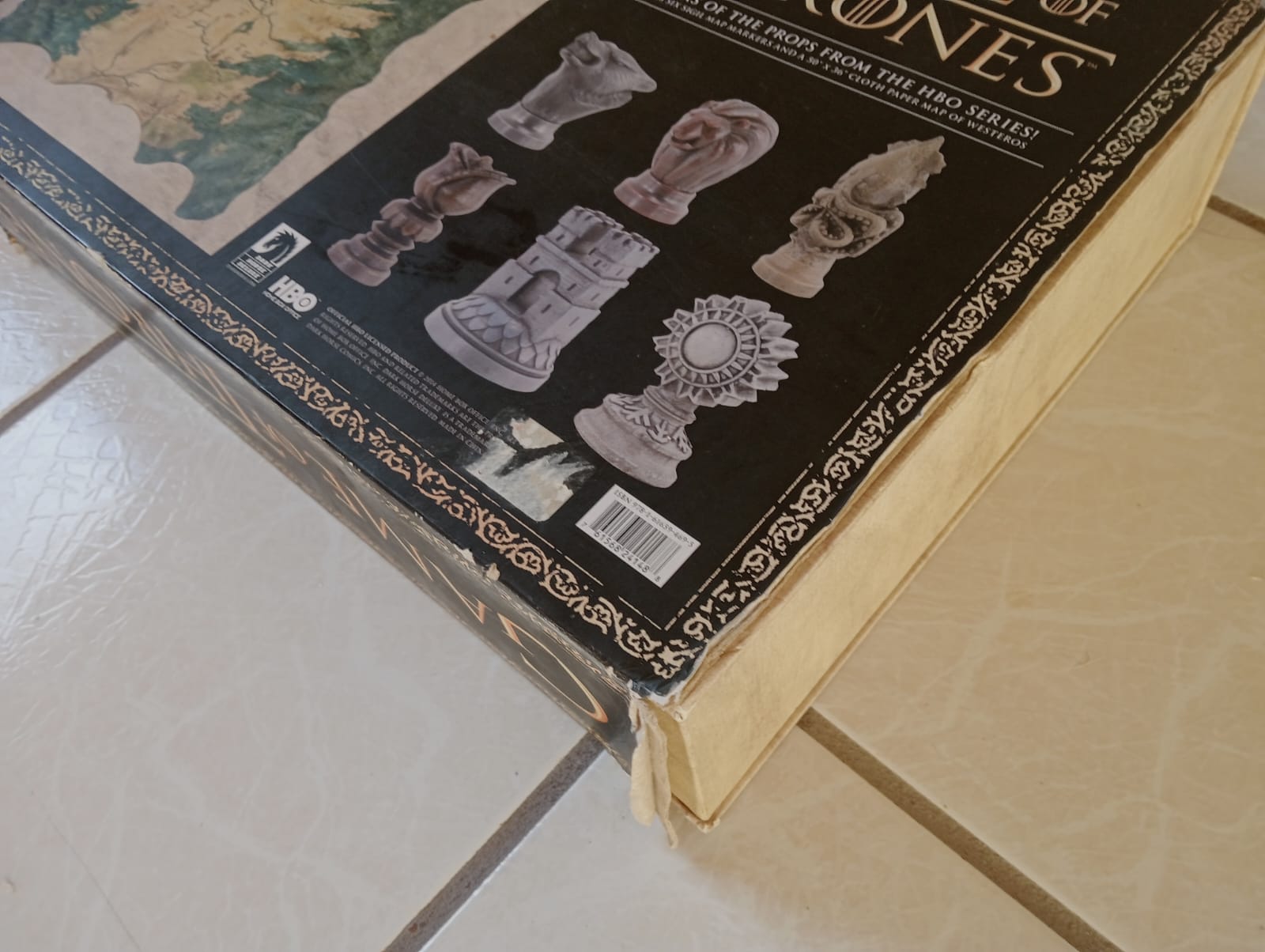 Dark Horse Deluxe Game of Thrones Mapa con Marcadores de Madera con Motivos de Las Casas (Caja con Detalles)