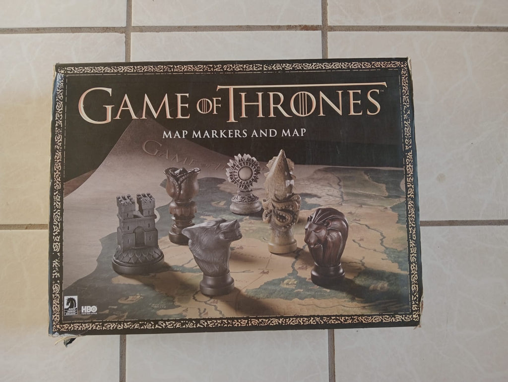 Dark Horse Deluxe Game of Thrones Mapa con Marcadores de Madera con Motivos de Las Casas (Caja con Detalles)