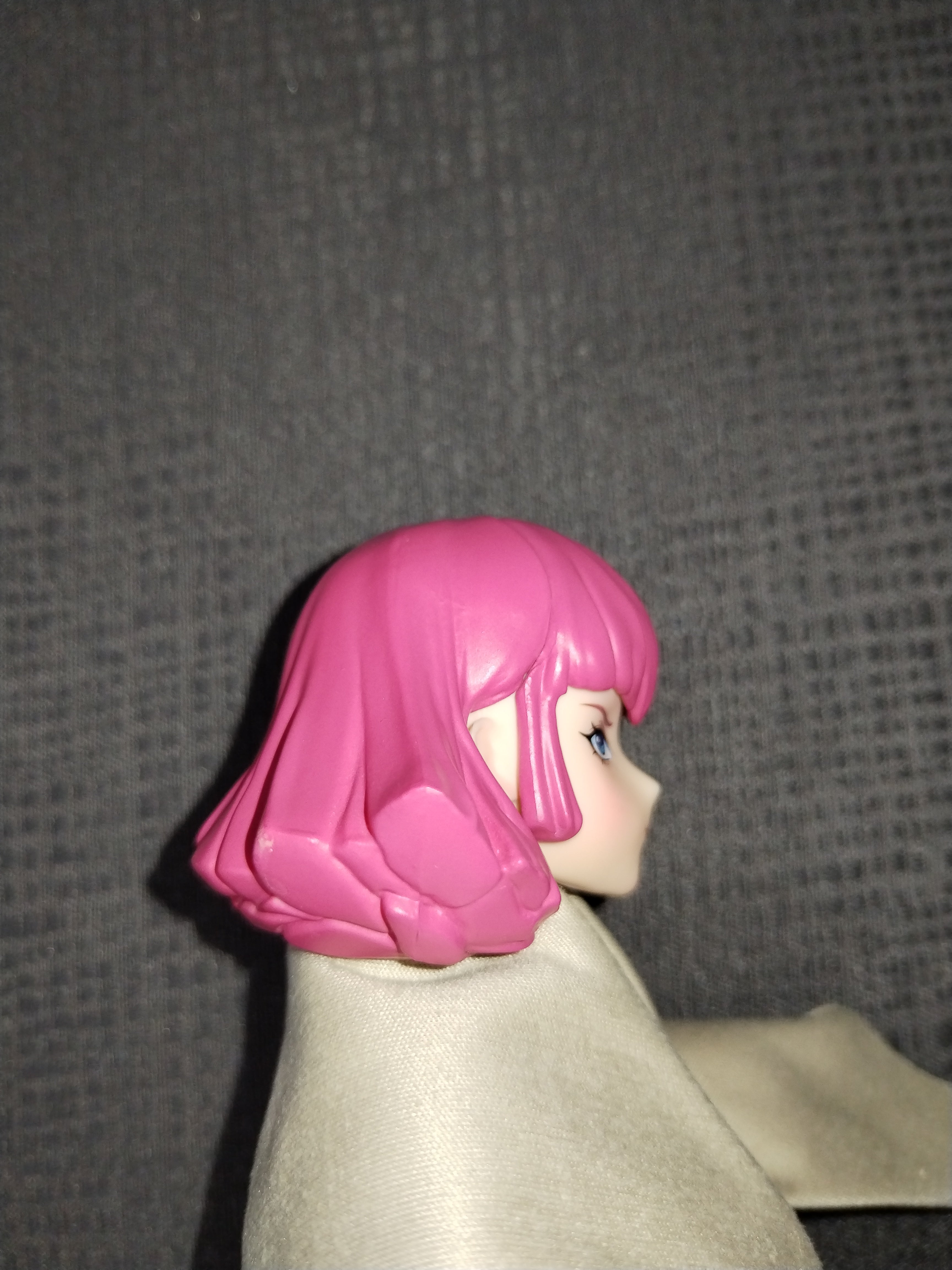 Neon Girl 1/6: cabeza montada, vista lateral