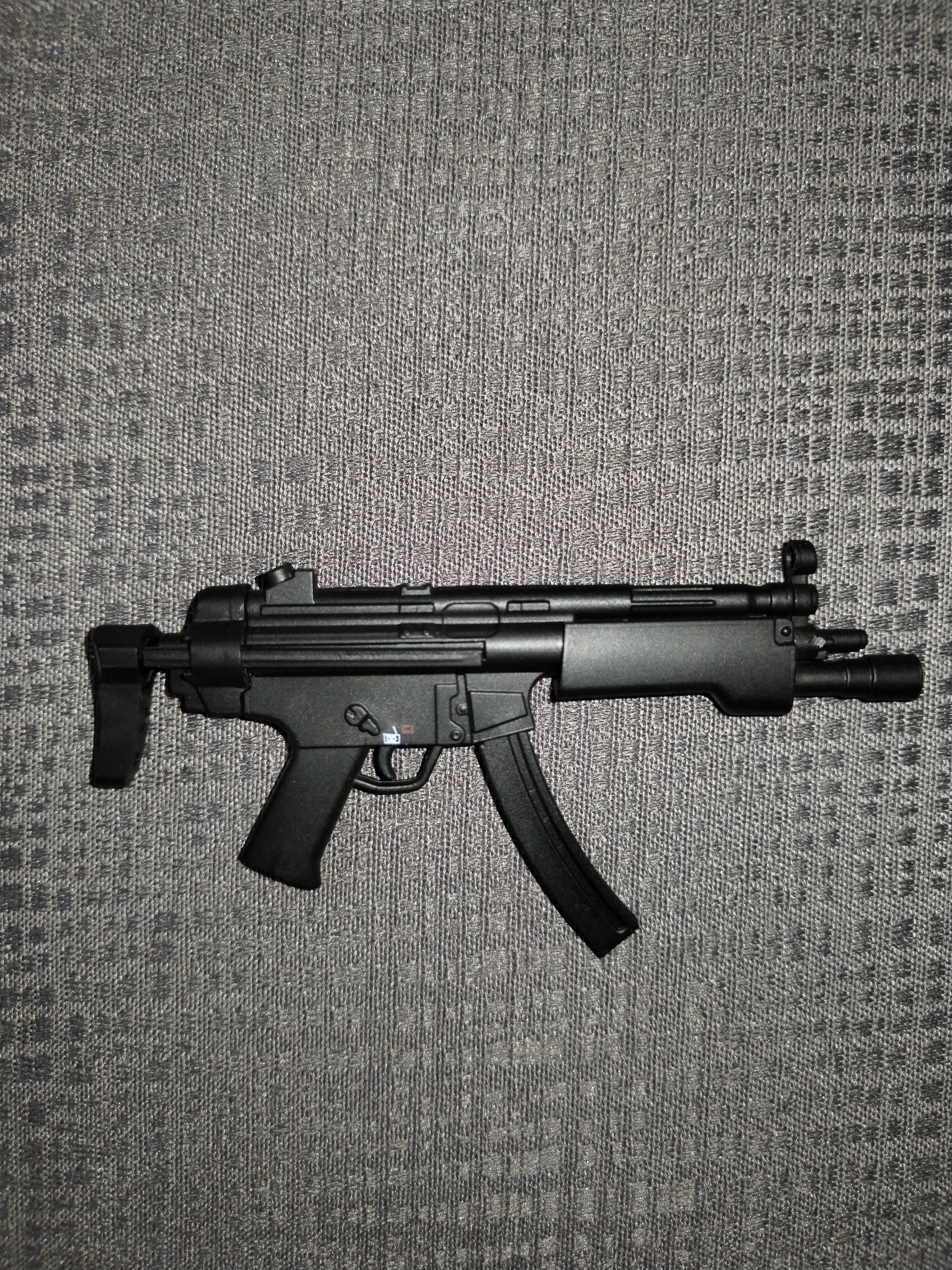Assassin Underworld 1/6: subfusil MP5 con cargador curvo