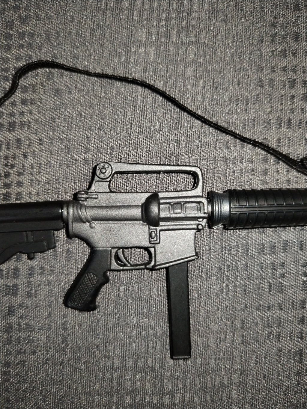 Assassin Underworld 1/6: fusil con mira telescópica montada