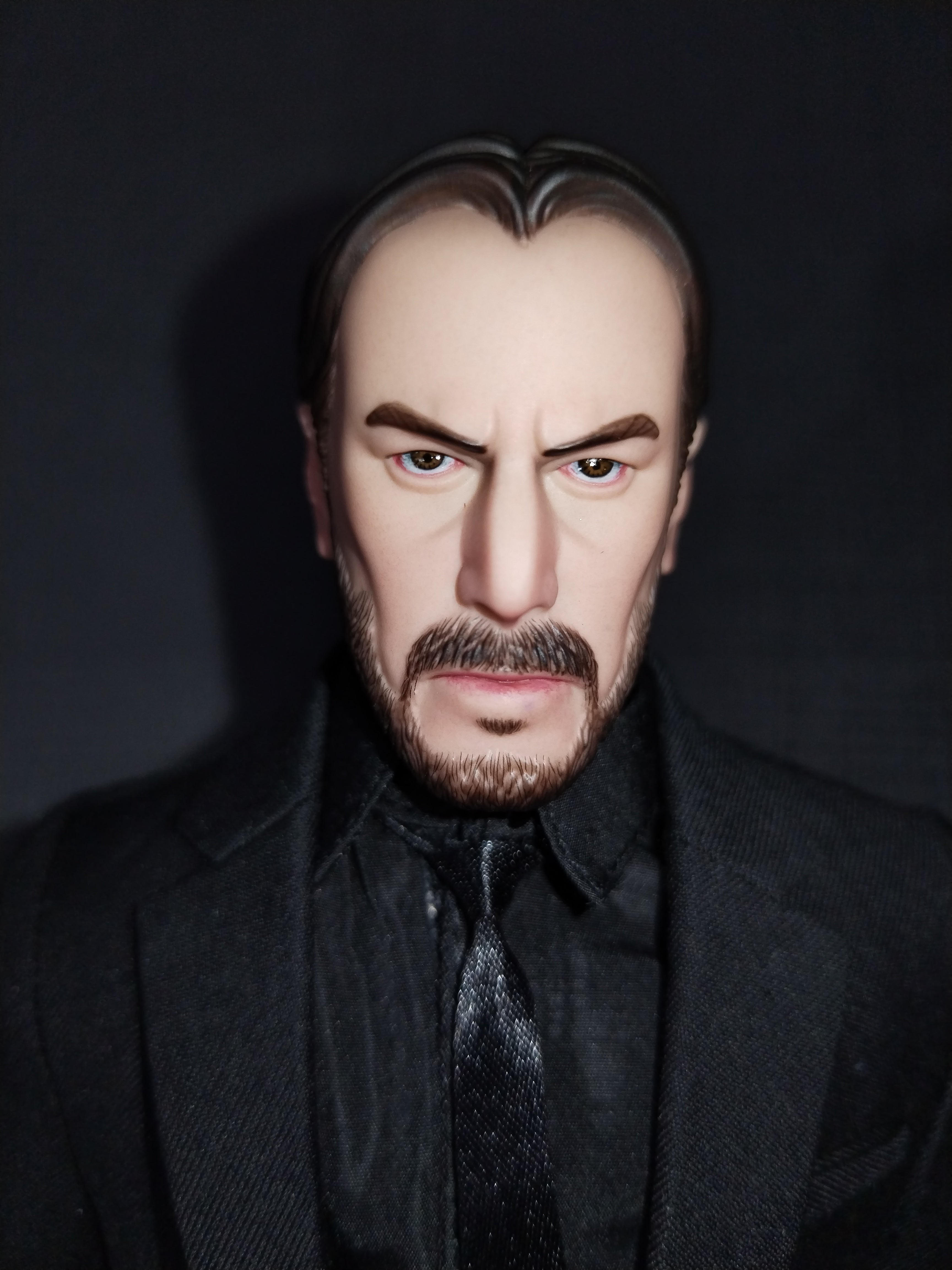 Assassin Underworld 1/6: acercamiento a la barba y el bigote