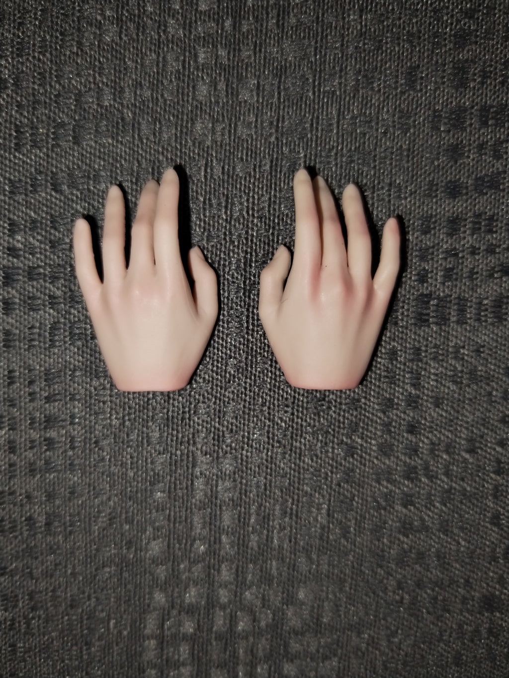Assassin Girl 1/6: par de manos extendidas intercambiables