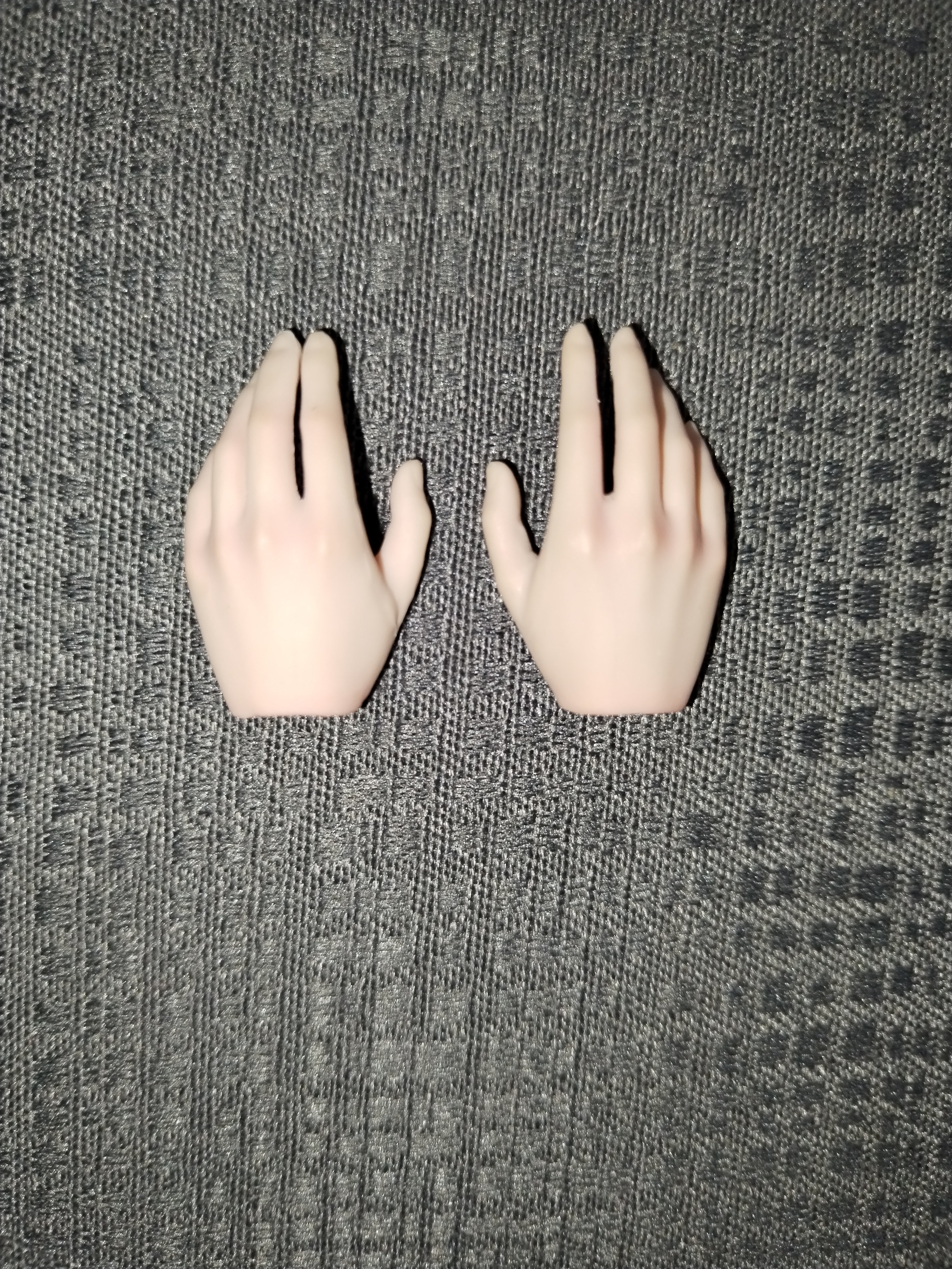 Assassin Girl 1/6: pie desnudo y antebrazo intercambiables