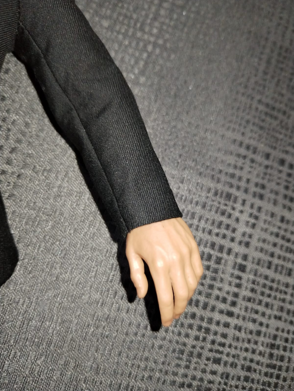 Brazo con mano abierta y manga del saco, Bodyguard Underworld 1/6