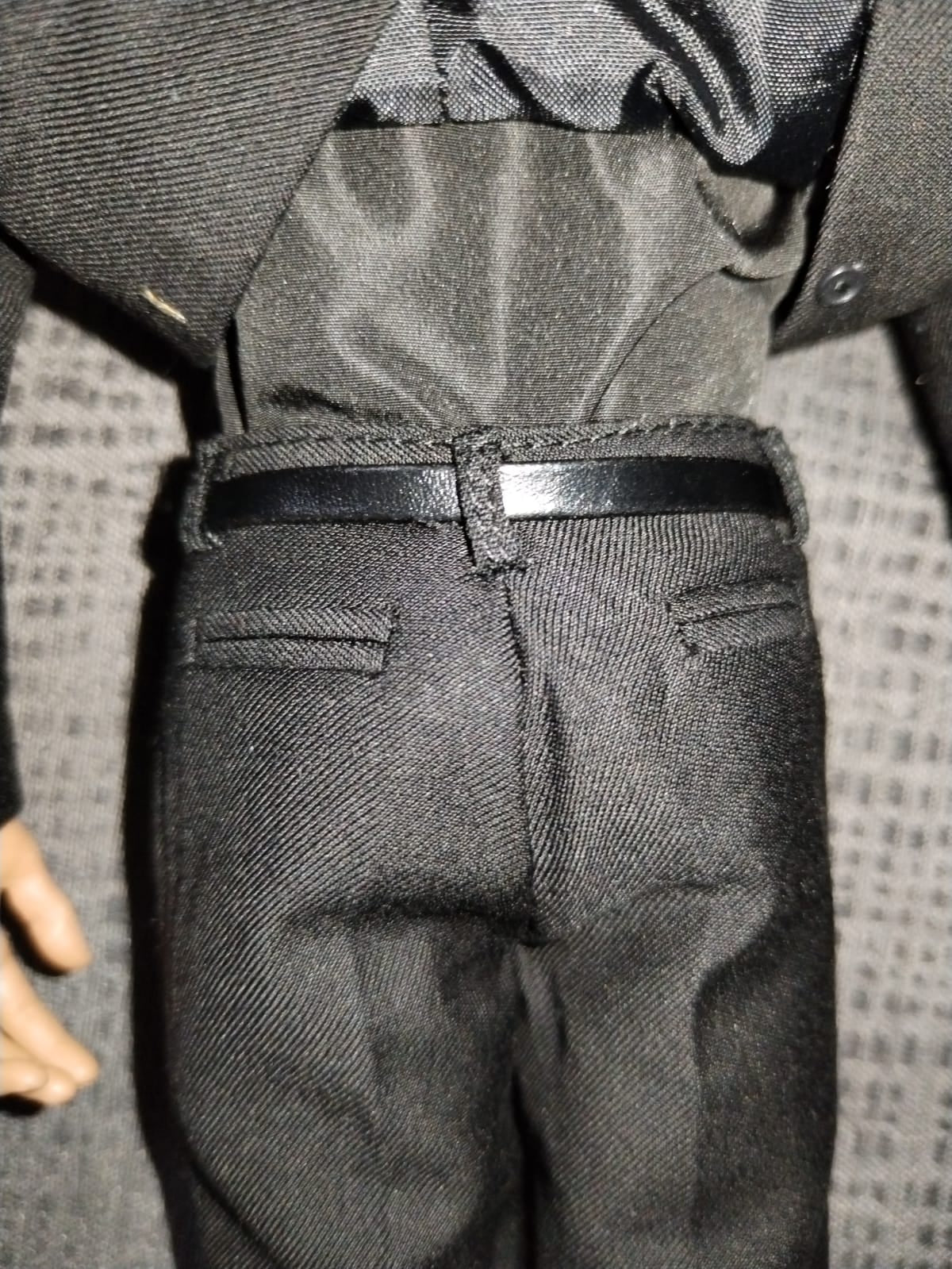 Torso con cinturón y saco del Bodyguard Underworld 1/6