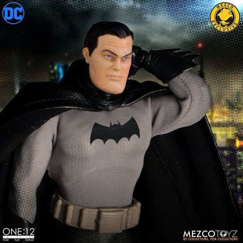 Mezco Toyz One 12 Collective Batman Golden Age
